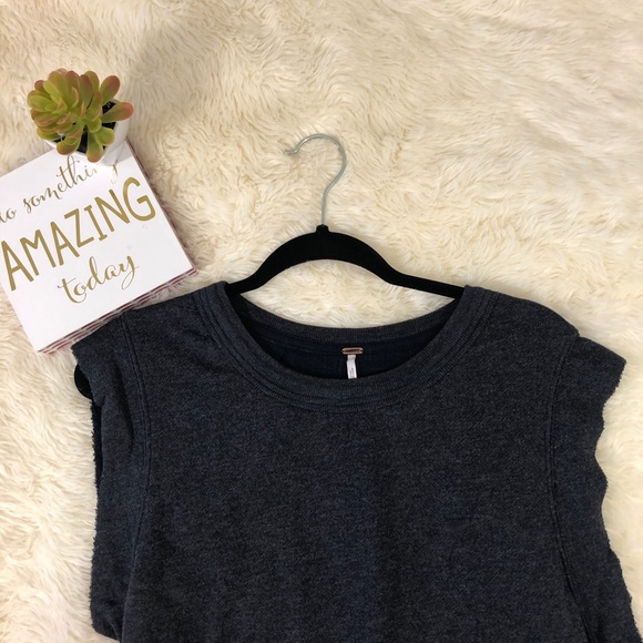 Free people front cropped top size S - Picture 7 of 10